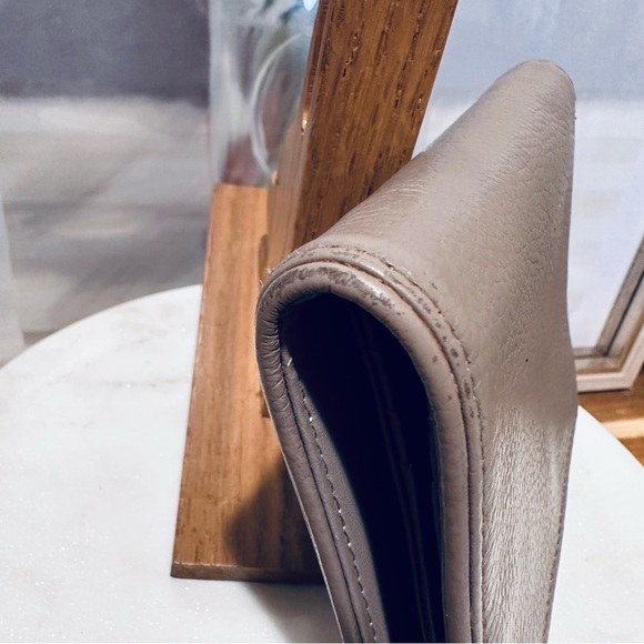 Kate Spade - Larchmont Avenue wallet, - small malea, in Cityscape Taupe - Picture 5 of 12